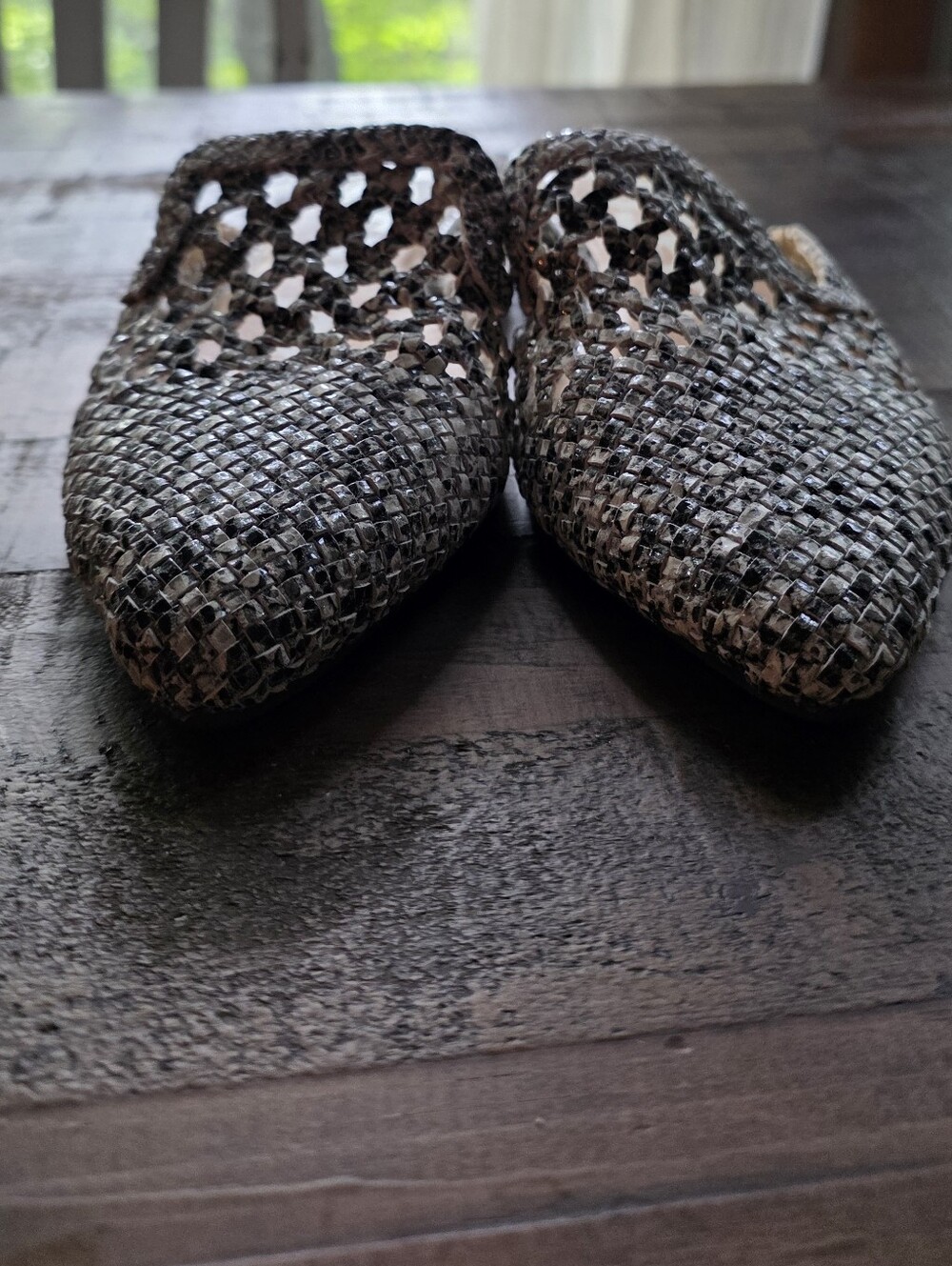Women's Woven Pointed Mule in Black and Cream - Picture 3 of 6